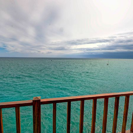 The Magic Sea Front Apartment Sitges Exterior photo